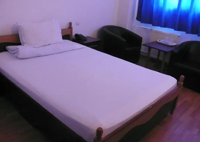 Hotel Uranus